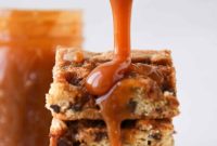 Salted Caramel Chocolate Chip Blondies