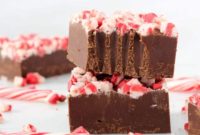 Simple & Decadent Dark Chocolate Peppermint Fudge
