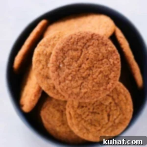 Old Fashioned Gingersnaps black bowl.