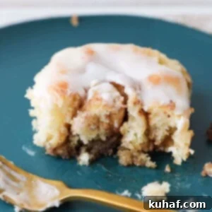 The best cinnamon rolls interior close up