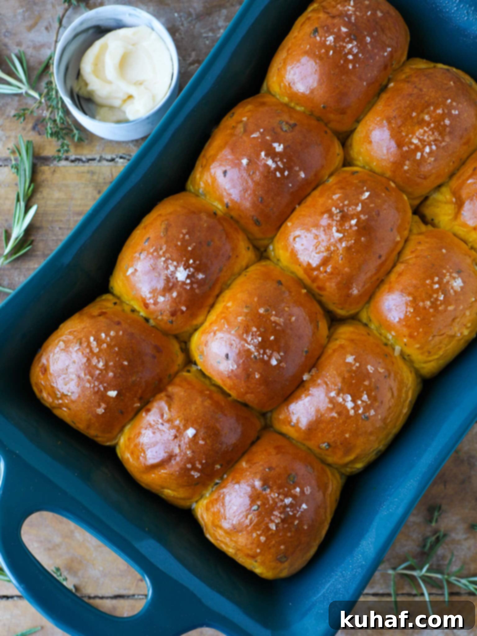 Savory Pumpkin Herb Buns 2 Pumpkin Herb Dinner Rolls Blue Baking Dish