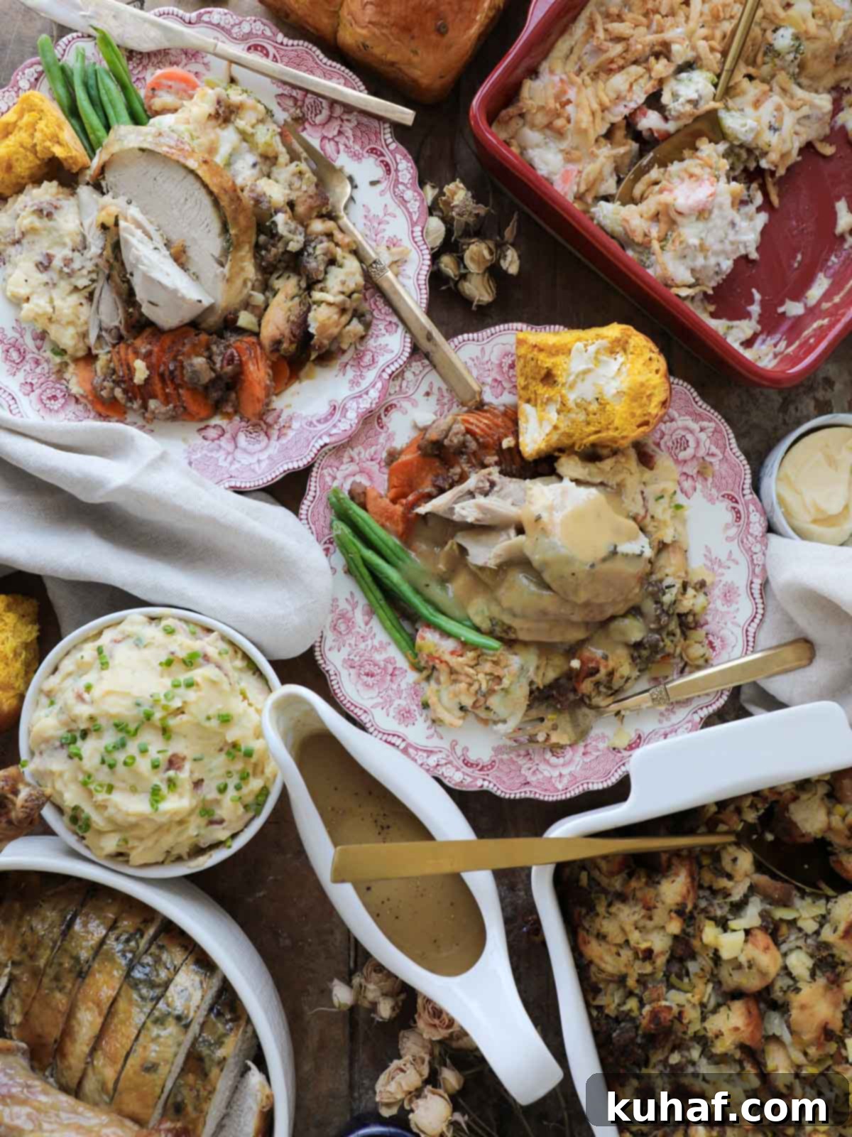 easy thanksgiving dinner menu tablescape.