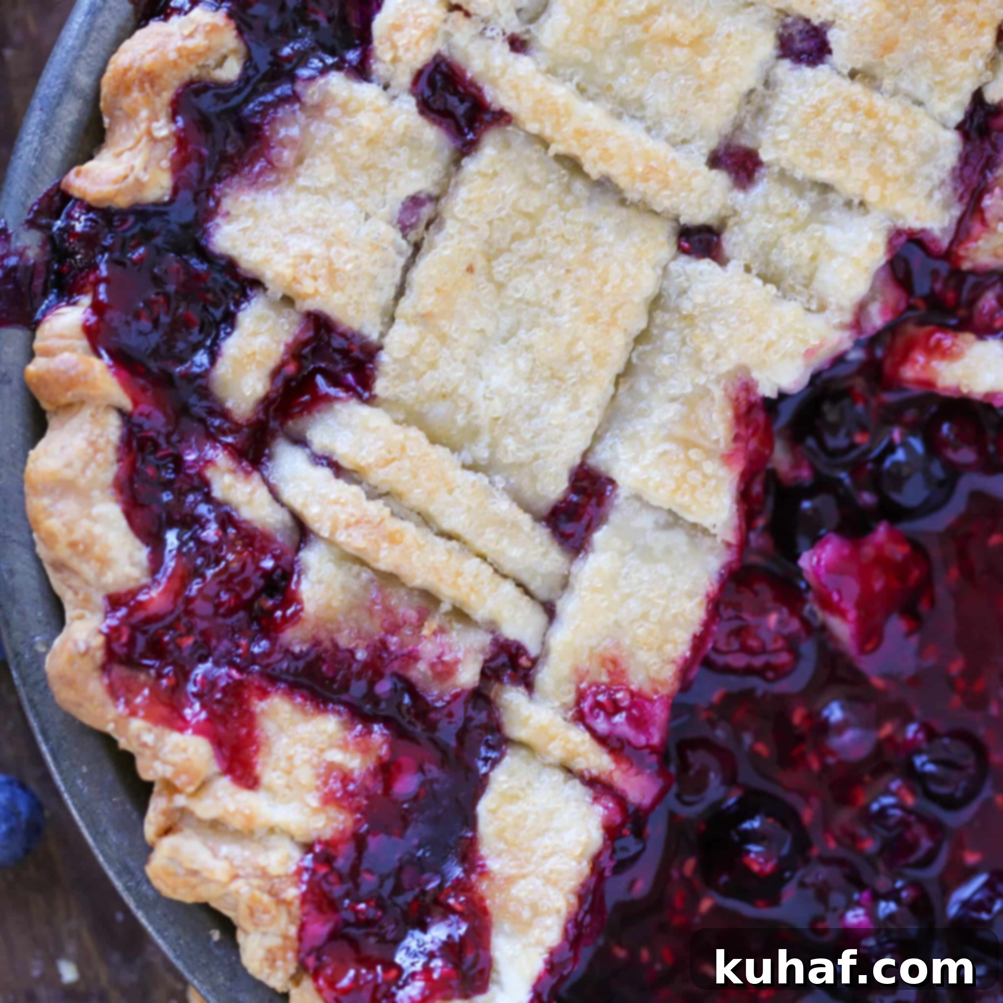 Simple Steps to a Beautiful Lattice Pie Crust 3 Mixed Berry Pie Lattice.
