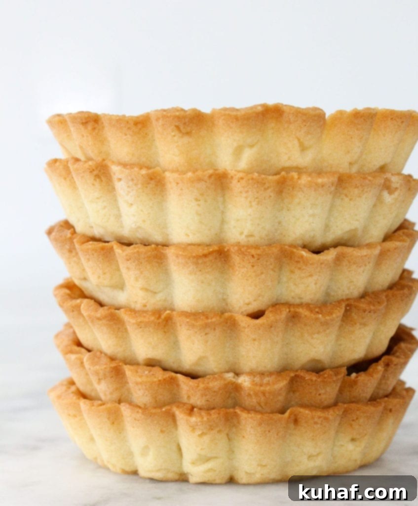 Perfect Almond Flour Tart Crust 2 This Almond Tart Dough (pâte sucrée) is tender and buttery!
